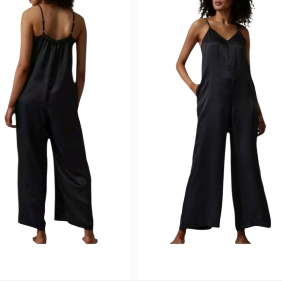 Athleta Calm Cool Romper Black NWT Size SP - Picture 1 of 14